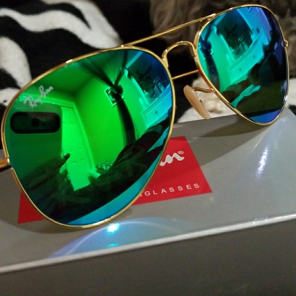 SOLD OUT. - Picture 2 of 6